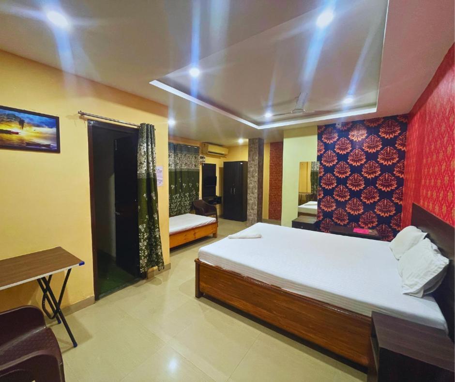 H K Residency Near Kalakshetra Hotel Гувахати Екстериор снимка