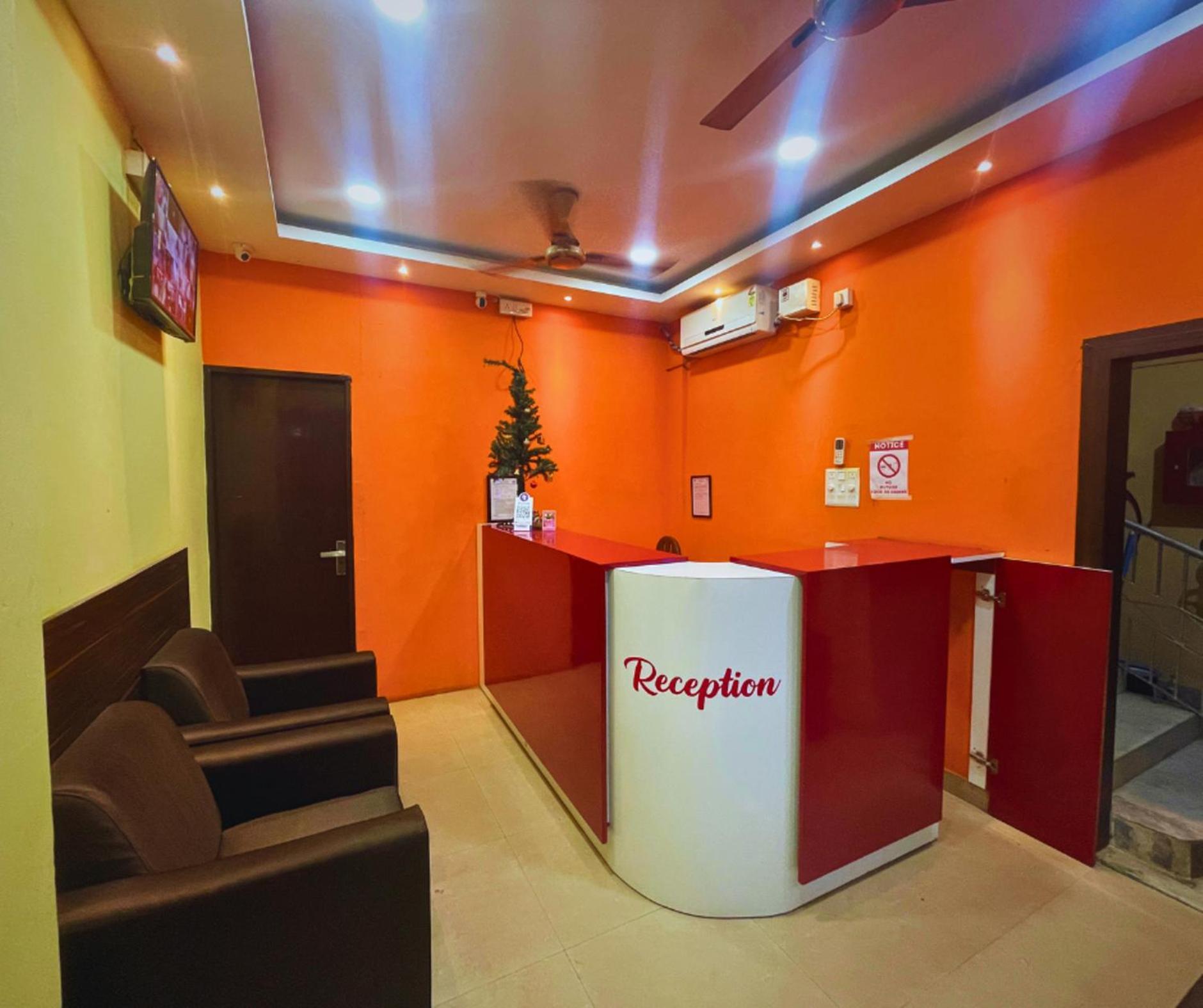H K Residency Near Kalakshetra Hotel Гувахати Екстериор снимка