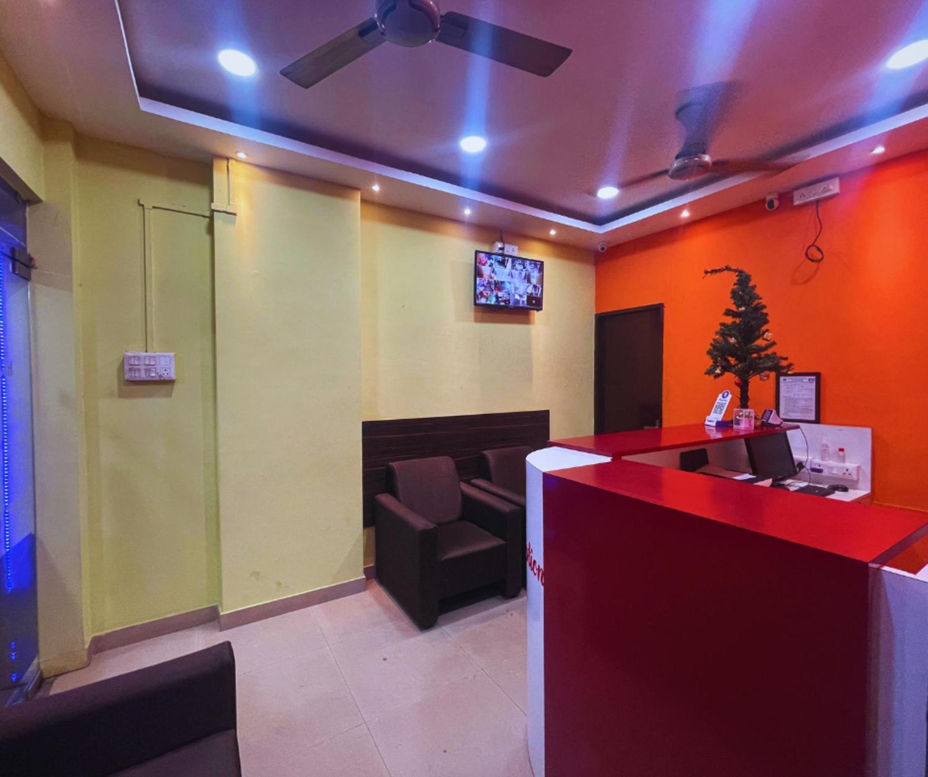 H K Residency Near Kalakshetra Hotel Гувахати Екстериор снимка